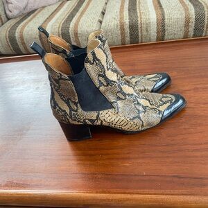 Vintage Genuine Snakeskin Boots